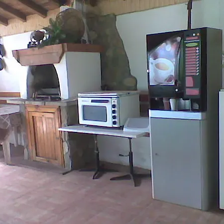 בית הארחה Jurassic Park ברסטניק