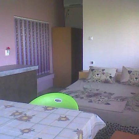 Guest house Jurassic Park